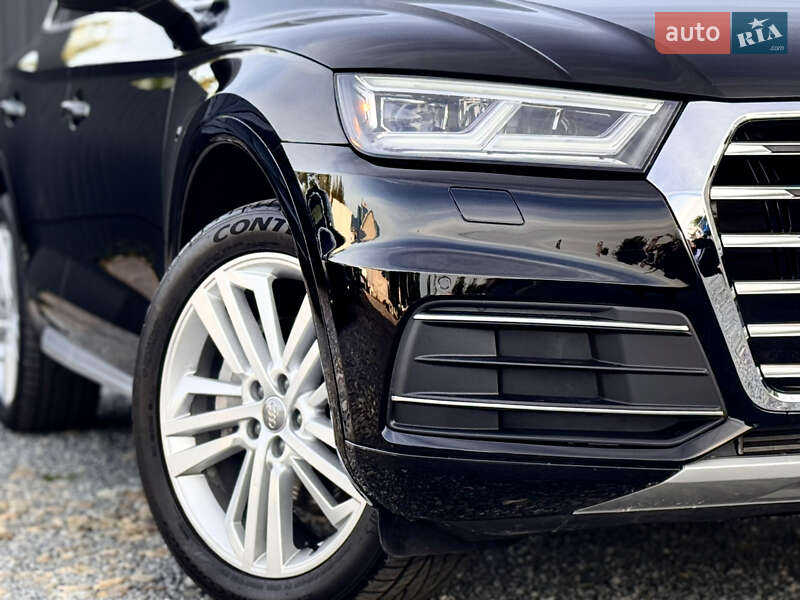 Позашляховик / Кросовер Audi Q5 2017 в Самборі
