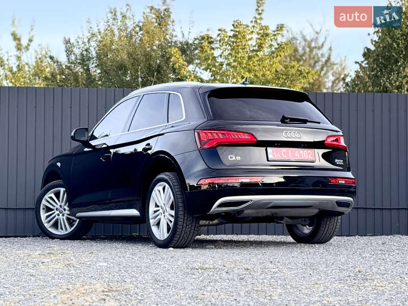 Позашляховик / Кросовер Audi Q5 2017 в Самборі