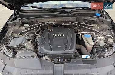 Внедорожник / Кроссовер Audi Q5 2011 в 