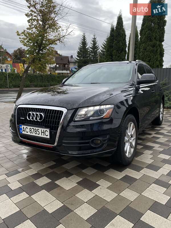 Внедорожник / Кроссовер Audi Q5 2010 в 