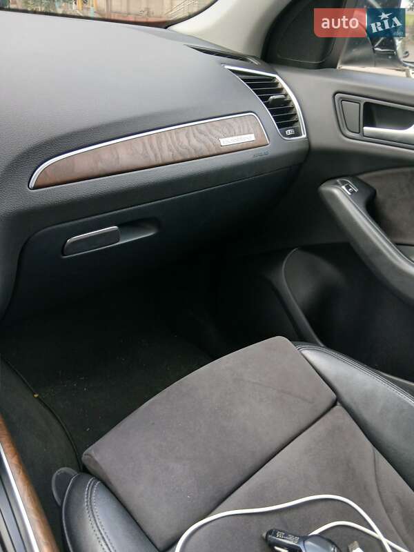 Внедорожник / Кроссовер Audi Q5 2013 в Летичеве