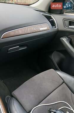Позашляховик / Кросовер Audi Q5 2013 в 