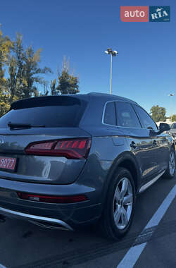 Внедорожник / Кроссовер Audi Q5 2019 в 