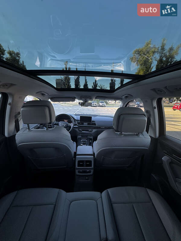 Внедорожник / Кроссовер Audi Q5 2019 в Киеве фото 18 Внедорожник / Кроссовер Audi Q5 2019 в Киеве