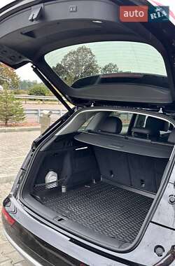 Позашляховик / Кросовер Audi Q5 2019 в  фото 13 Позашляховик / Кросовер Audi Q5 2019 в