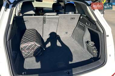 Позашляховик / Кросовер Audi Q5 2021 в 