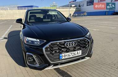 Внедорожник / Кроссовер Audi Q5 2022 в 