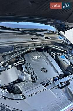 Внедорожник / Кроссовер Audi Q5 2011 в 