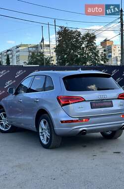 Внедорожник / Кроссовер Audi Q5 2016 в 