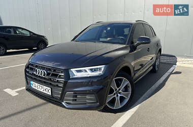 Позашляховик / Кросовер Audi Q5 2019 в Києві