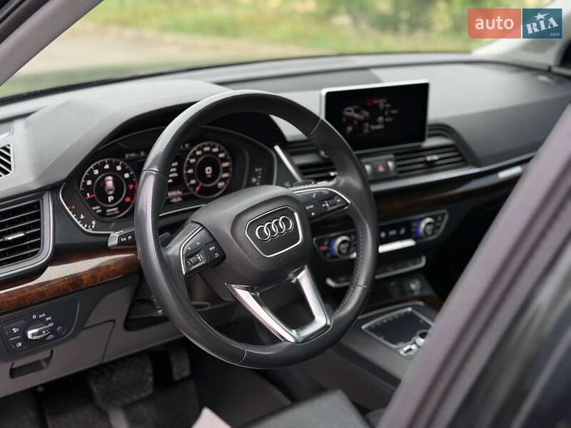 Внедорожник / Кроссовер Audi Q5 2019 в Кривом Роге