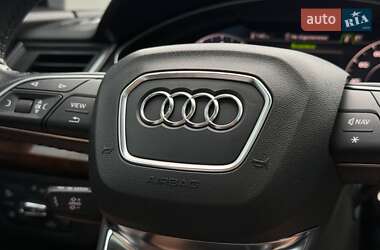 Позашляховик / Кросовер Audi Q5 2019 в 