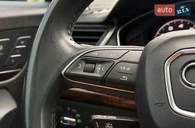 Позашляховик / Кросовер Audi Q5 2019 в 