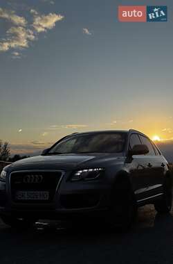 Позашляховик / Кросовер Audi Q5 2011 в Рівному