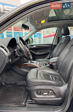 Позашляховик / Кросовер Audi Q5 2013 в 