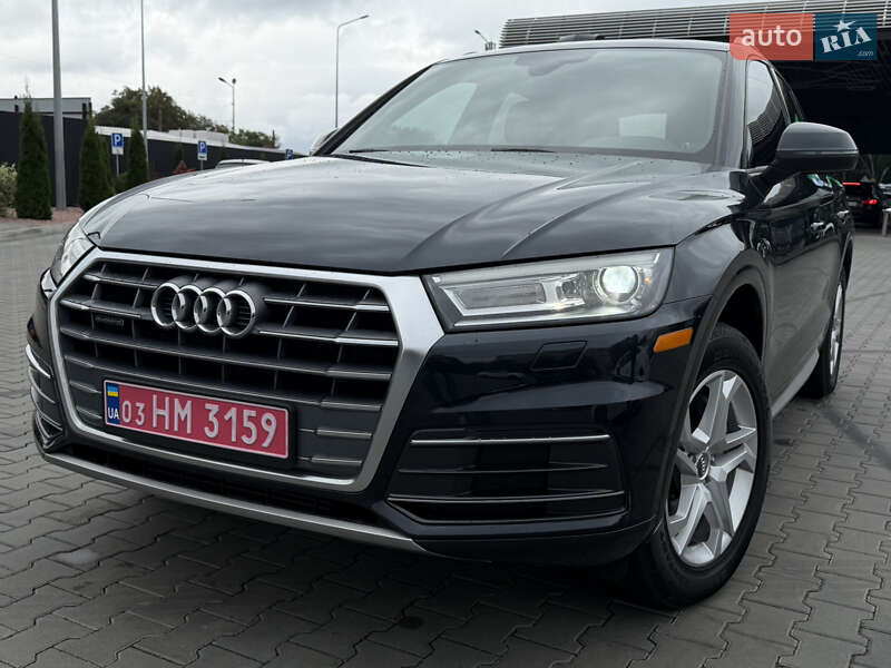 Внедорожник / Кроссовер Audi Q5 2017 в Луцке