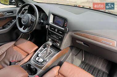 Внедорожник / Кроссовер Audi Q5 2015 в 