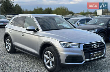 Позашляховик / Кросовер Audi Q5 2017 в Івано-Франківську