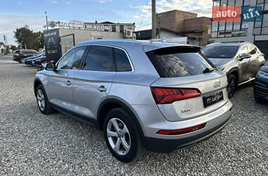 Позашляховик / Кросовер Audi Q5 2017 в 
