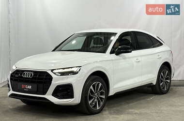 Внедорожник / Кроссовер Audi Q5 2021 в 