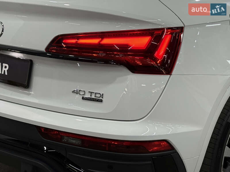 Внедорожник / Кроссовер Audi Q5 2021 в Одессе
