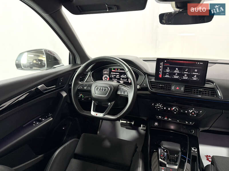 Внедорожник / Кроссовер Audi Q5 2021 в Одессе