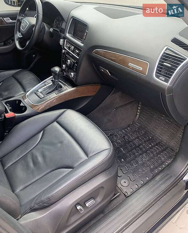 Внедорожник / Кроссовер Audi Q5 2014 в Тернополе