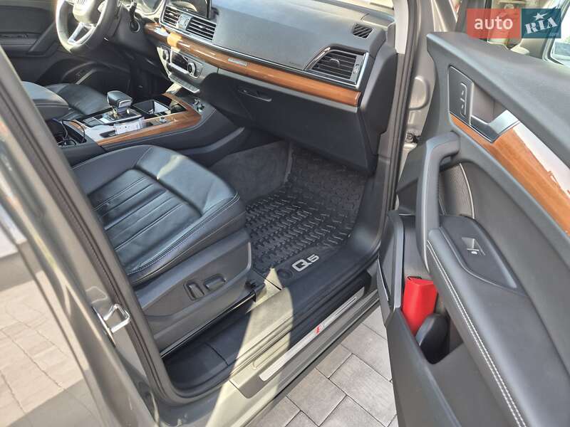 Внедорожник / Кроссовер Audi Q5 2022 в Дрогобыче