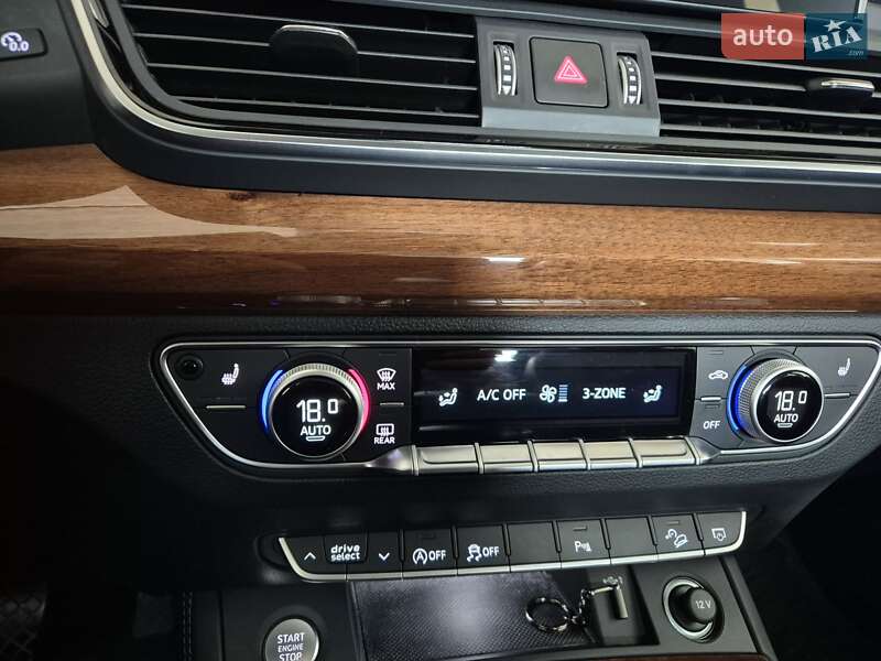 Внедорожник / Кроссовер Audi Q5 2022 в Дрогобыче