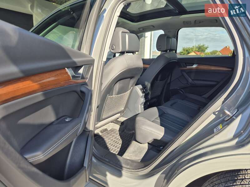 Внедорожник / Кроссовер Audi Q5 2022 в Дрогобыче