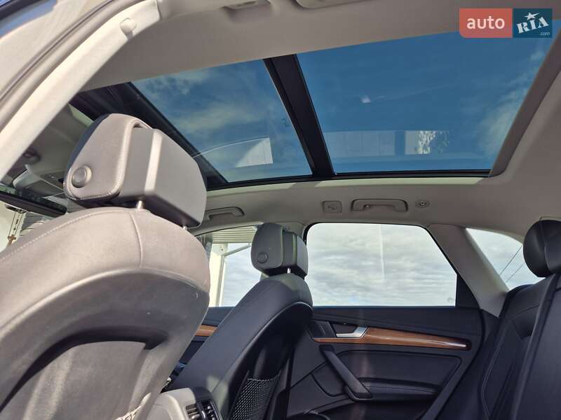 Внедорожник / Кроссовер Audi Q5 2022 в Дрогобыче