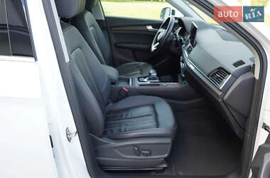 Внедорожник / Кроссовер Audi Q5 2021 в 