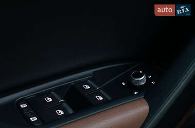 Внедорожник / Кроссовер Audi Q5 2021 в 