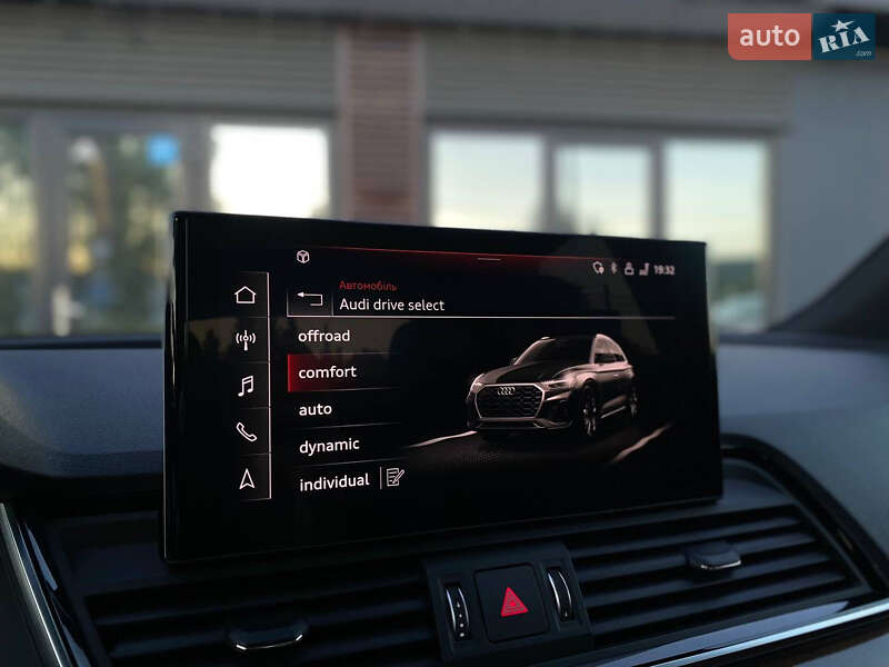 Позашляховик / Кросовер Audi Q5 2021 в Львові