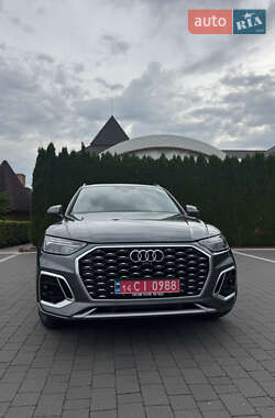 Внедорожник / Кроссовер Audi Q5 2022 в 