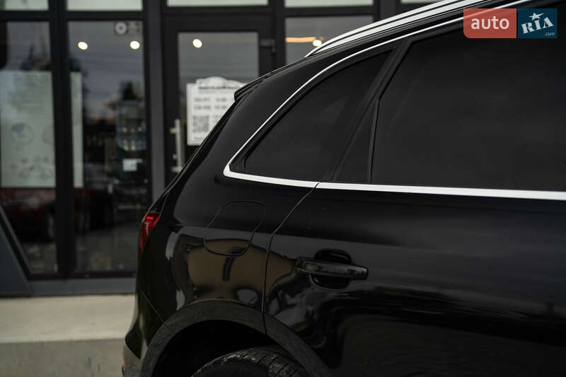 Позашляховик / Кросовер Audi Q5 2012 в Чернівцях