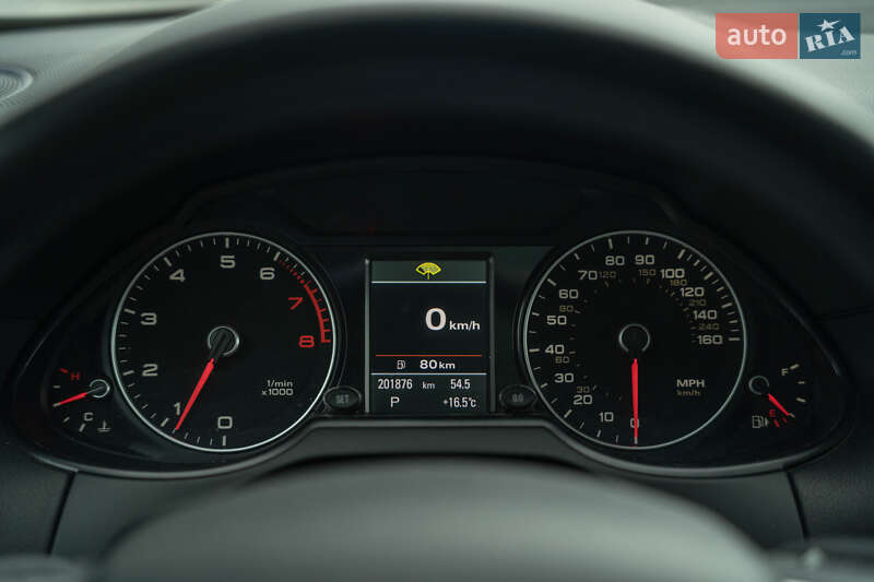 Позашляховик / Кросовер Audi Q5 2012 в Чернівцях