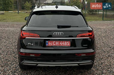 Позашляховик / Кросовер Audi Q5 2021 в 