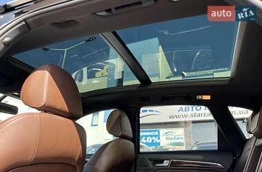 Внедорожник / Кроссовер Audi Q5 2015 в 