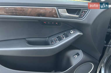 Позашляховик / Кросовер Audi Q5 2016 в 