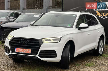 Позашляховик / Кросовер Audi Q5 2017 в 