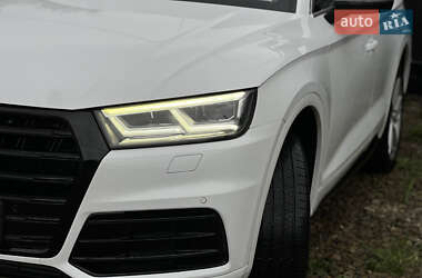 Позашляховик / Кросовер Audi Q5 2017 в 
