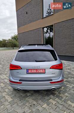 Позашляховик / Кросовер Audi Q5 2017 в 