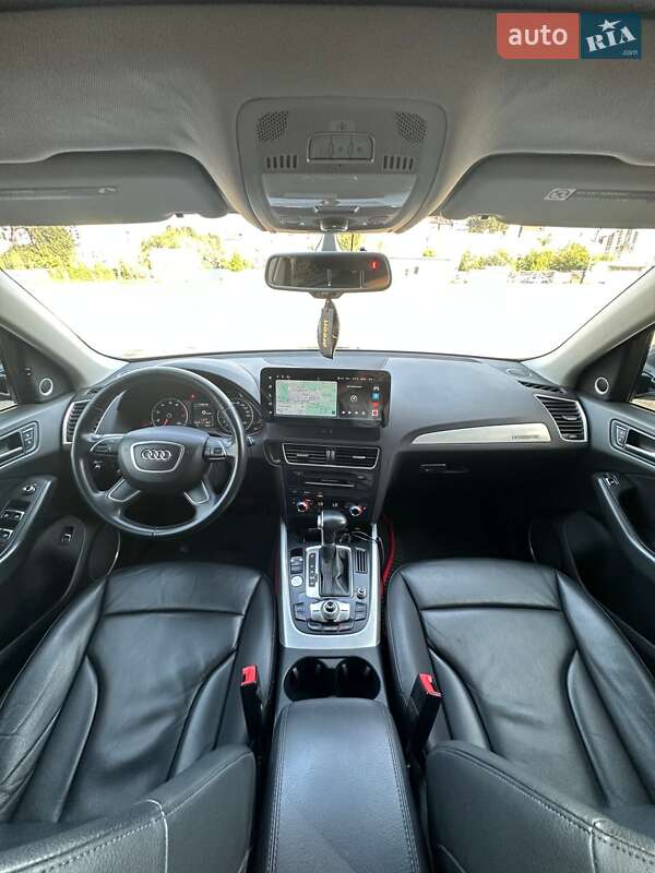 Внедорожник / Кроссовер Audi Q5 2015 в Белогородке