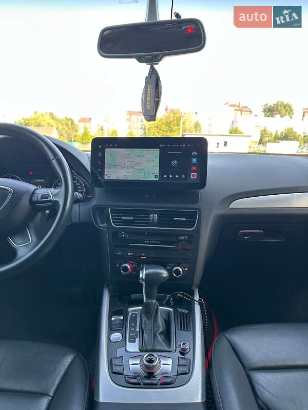 Внедорожник / Кроссовер Audi Q5 2015 в Белогородке