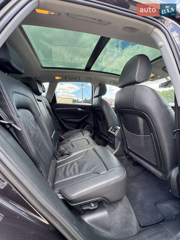 Позашляховик / Кросовер Audi Q5 2016 в Вінниці