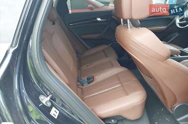 Внедорожник / Кроссовер Audi Q5 2019 в 