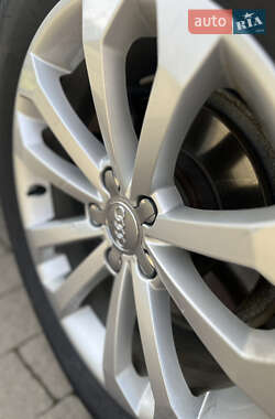 Внедорожник / Кроссовер Audi Q5 2012 в 