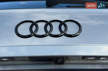 Позашляховик / Кросовер Audi Q5 2018 в 