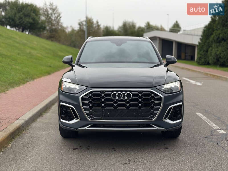Внедорожник / Кроссовер Audi Q5 2023 в Киеве